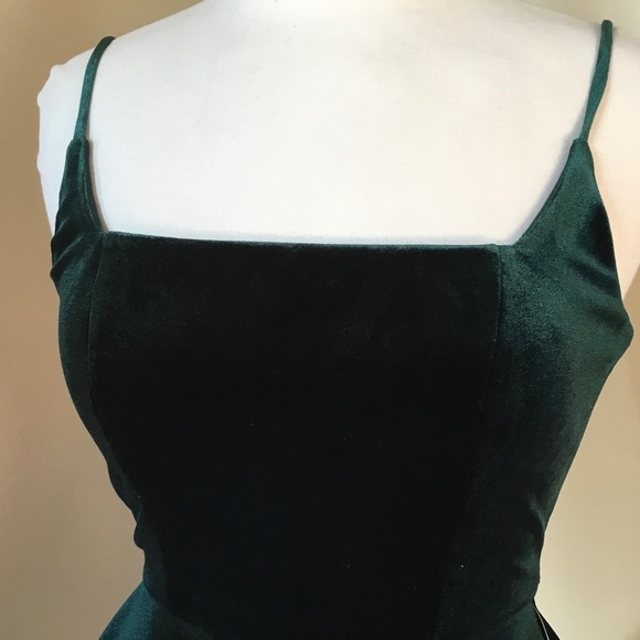 B Darlin Women’s Juniors Green Velvet A Line Spaghetti Strap Party Mini Dress - Picture 8 of 12